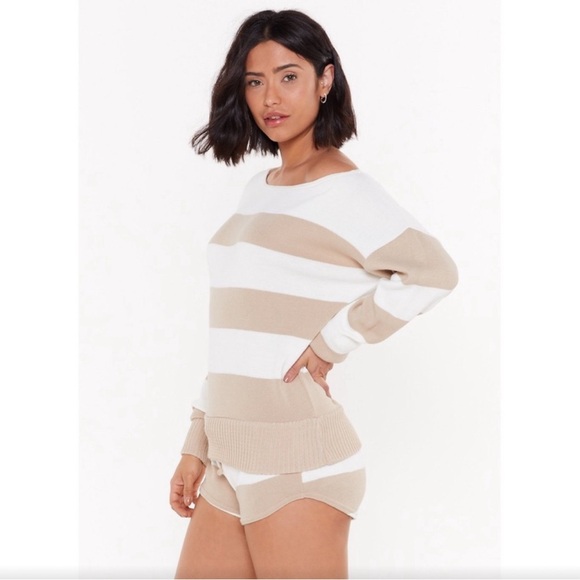 EUC used two times knit lounge short top set or pajamas - Picture 2 of 4